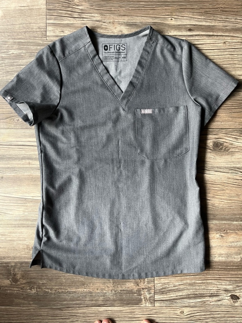 FIGS Women’s V-Neck Scrub Top in Gray